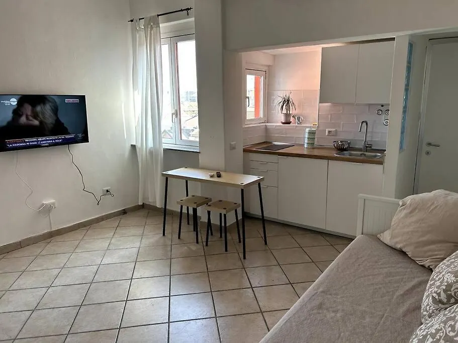 Apartment B&B Fabrizio - Milano